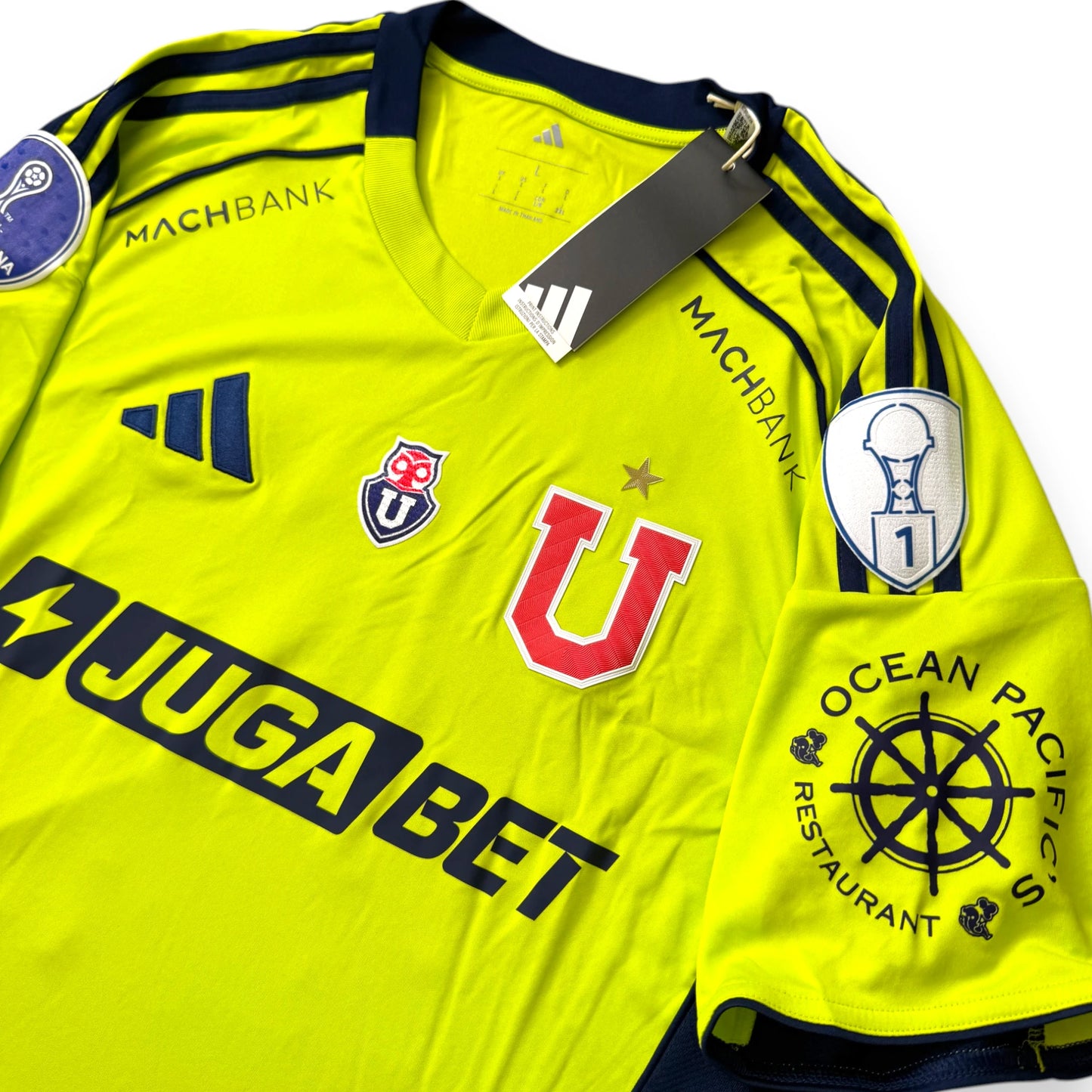 Camiseta Universidad de Chile 2025 visita