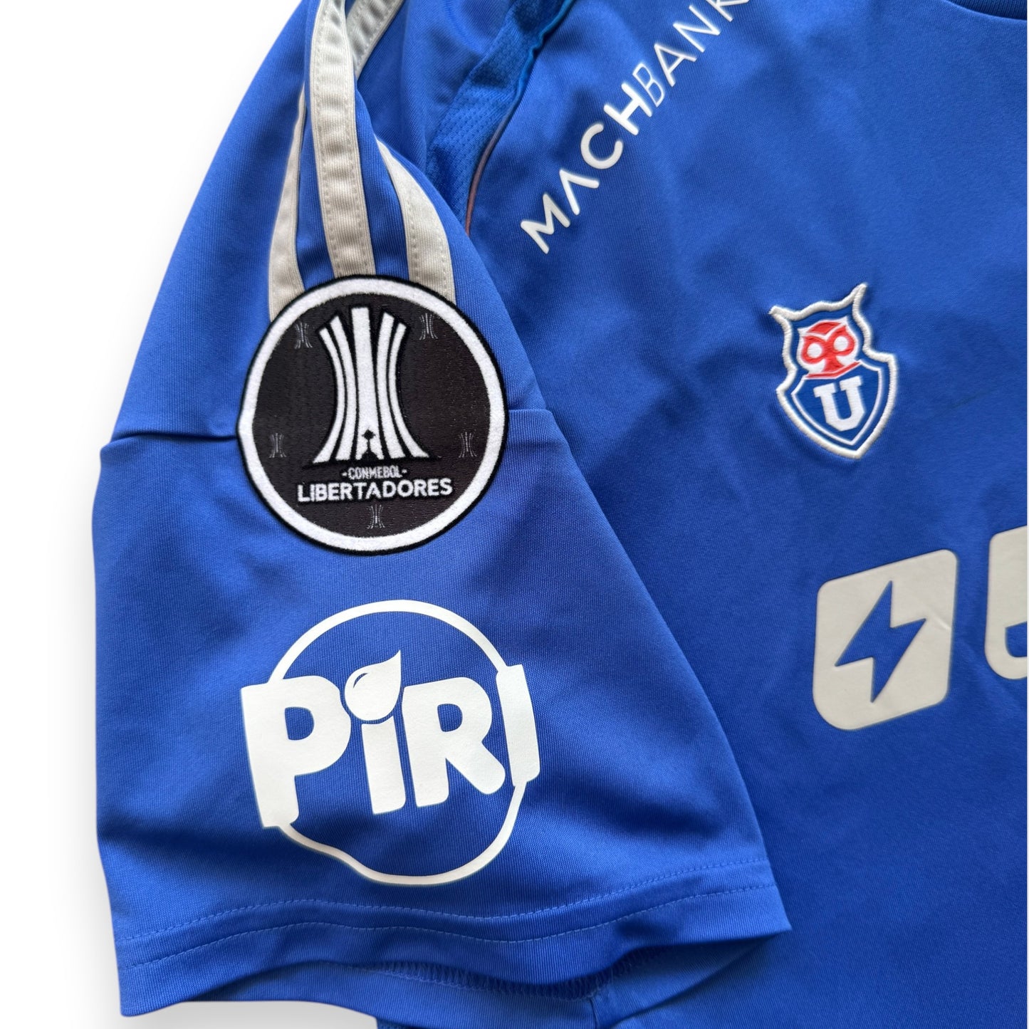 Camiseta Universidad de Chile 2025 - Aranguiz