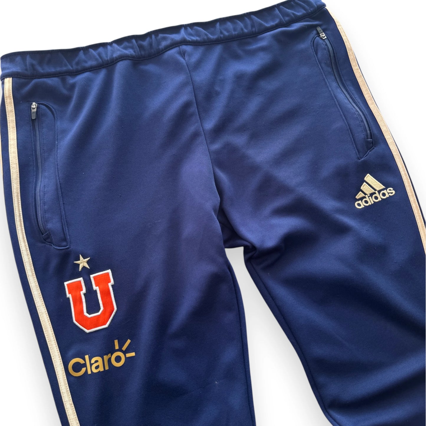 Buzo pitillo Universidad de Chile 2013