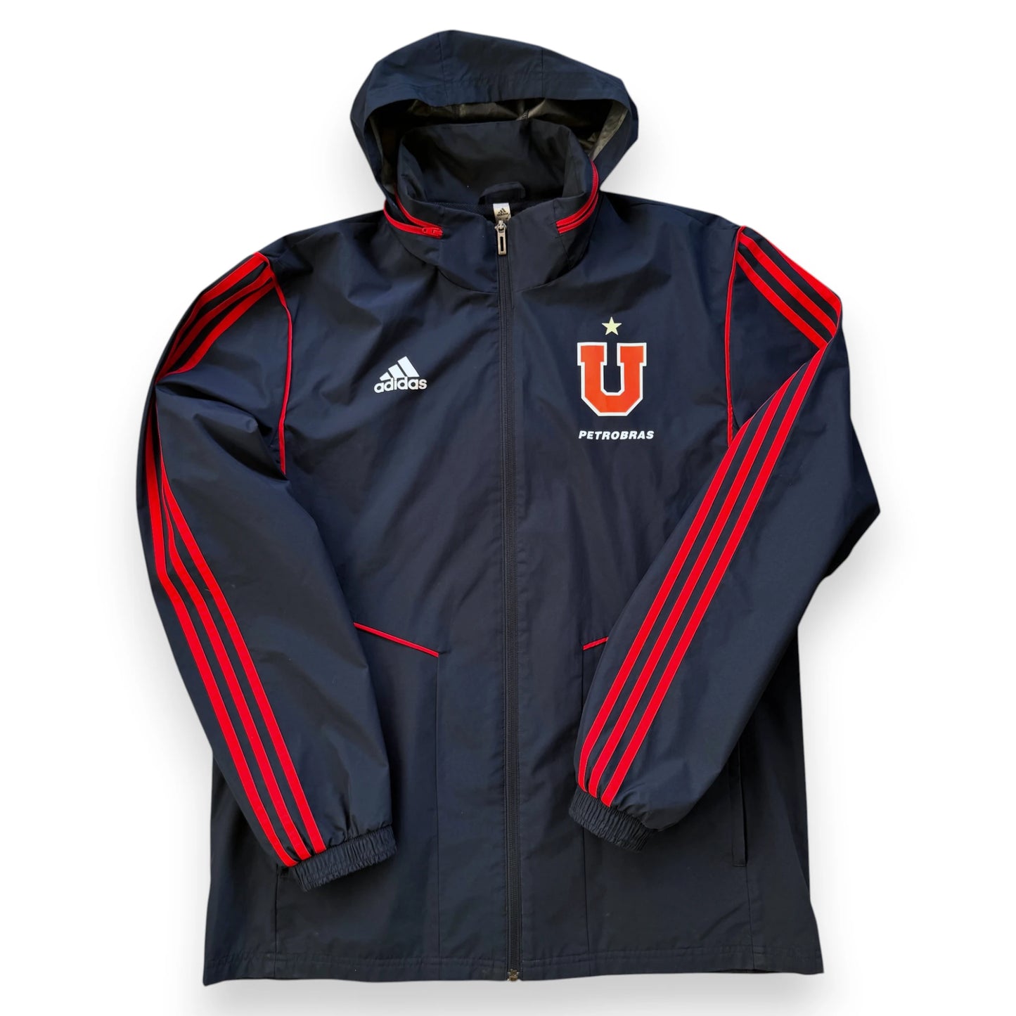 Cortavientos impermeable Universidad de Chile  2019