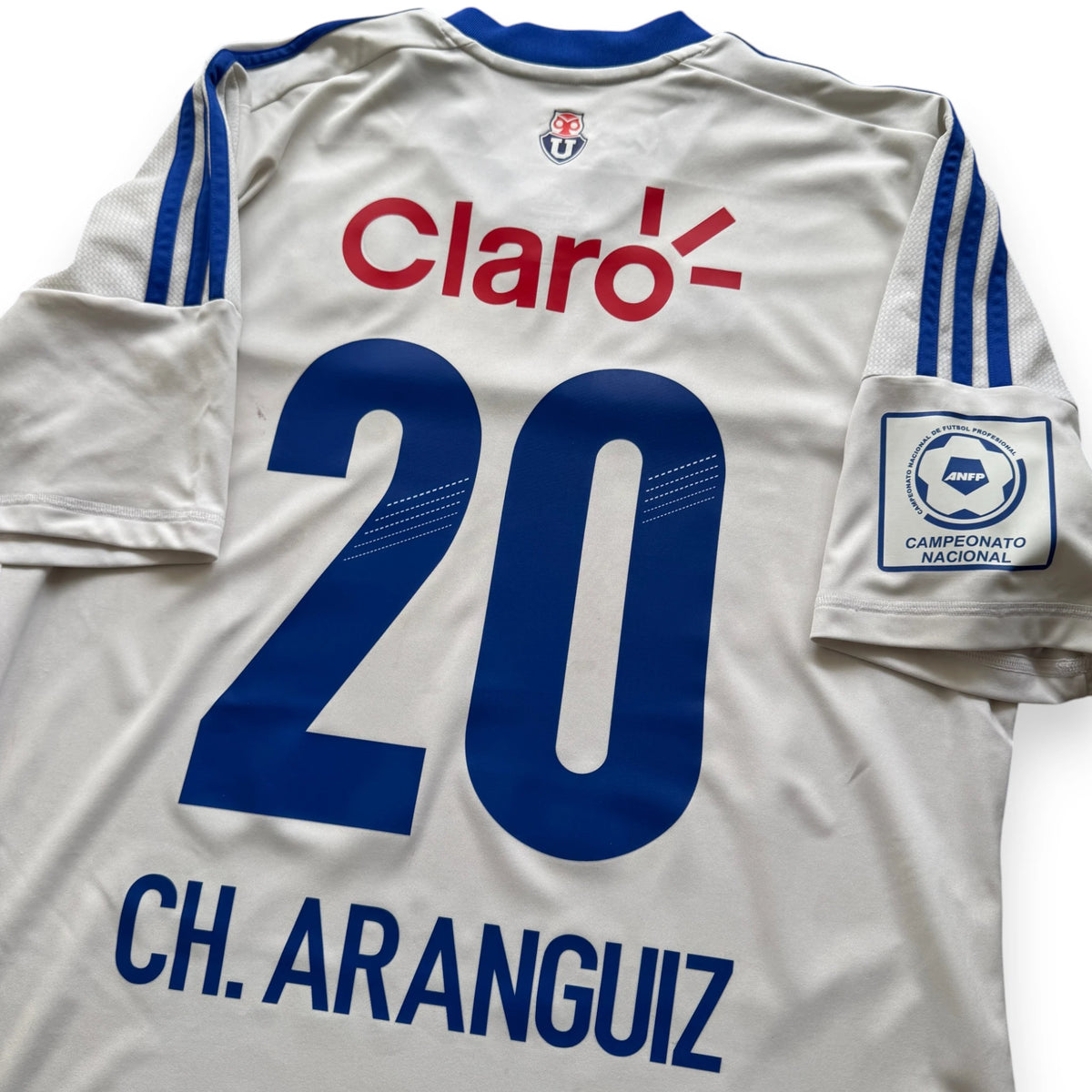 Camiseta Universidad de Chile visita 2012 - Aranguiz