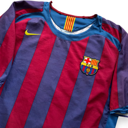 Camiseta Barcelona 2005/6 - Ronaldinho