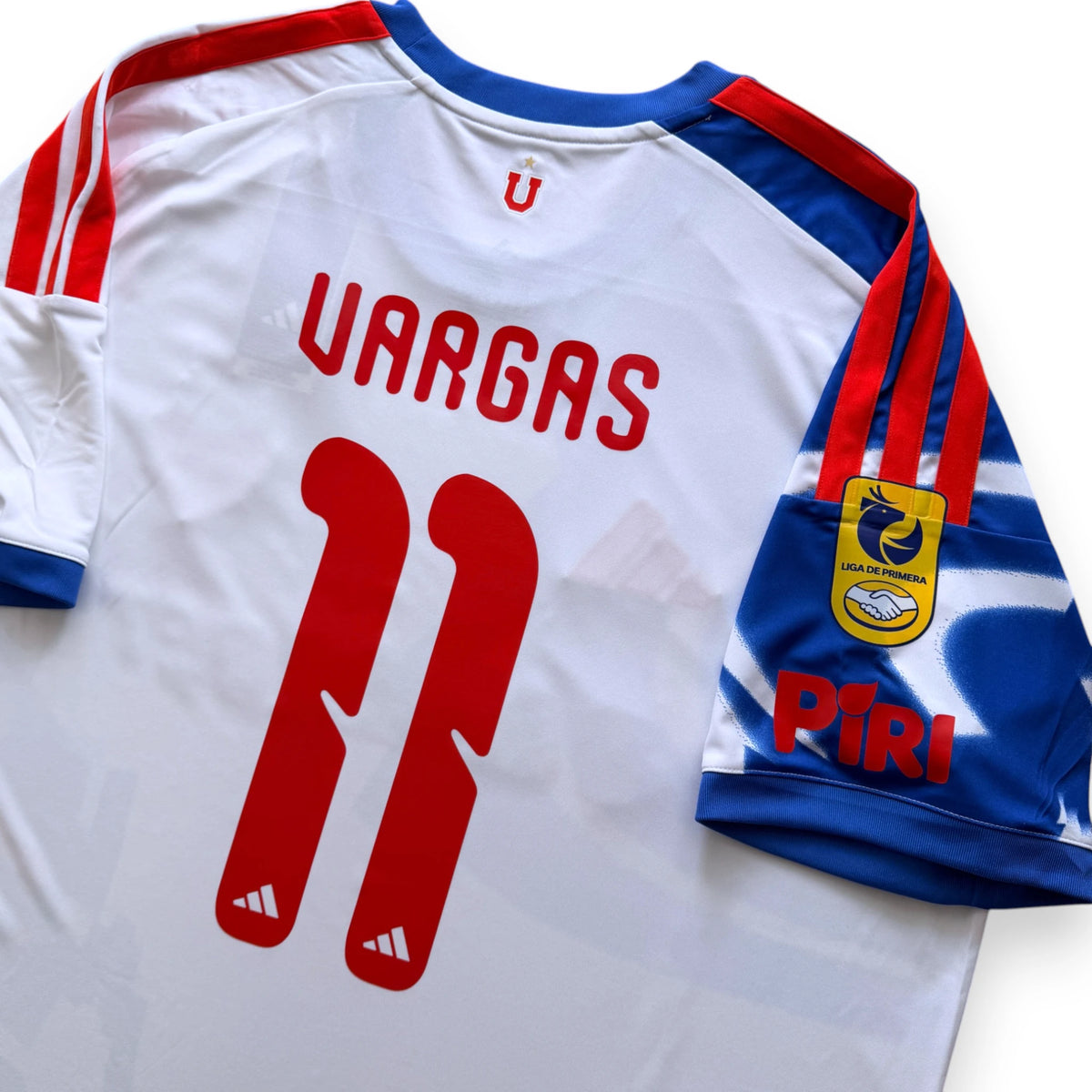 Camiseta visita Universidad de Chile 2026 - Vargas