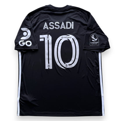 Camiseta Universidad de Chile Luto Leonel 2023 - Assadi
