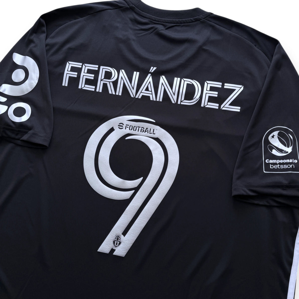 Camiseta Universidad de Chile Luto Leonel 2023 - Fernandez