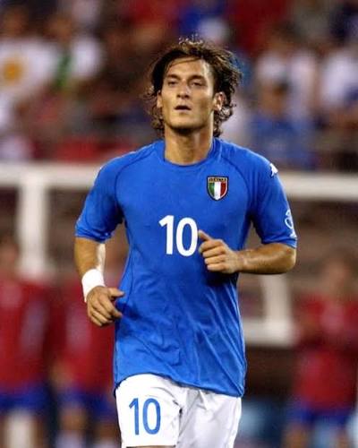 Camiseta Italia 2002 - Totti